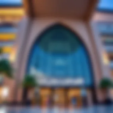 The stunning architectural facade of النخيل مول, showcasing modern design elements.