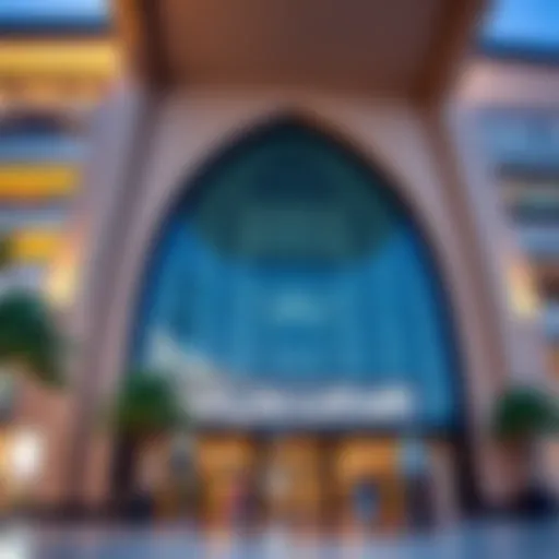 The stunning architectural facade of النخيل مول, showcasing modern design elements.